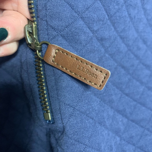 Women's Blue Quilted Sweater - Picture 3 of 5